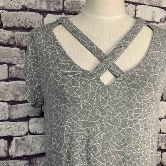 RVCA Gray Cage Style Top Size L - Picture 2 of 9